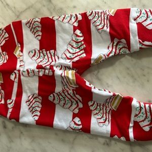 Christmas tree cakes 🍰 pants/joggers for baby 0-3 months!
